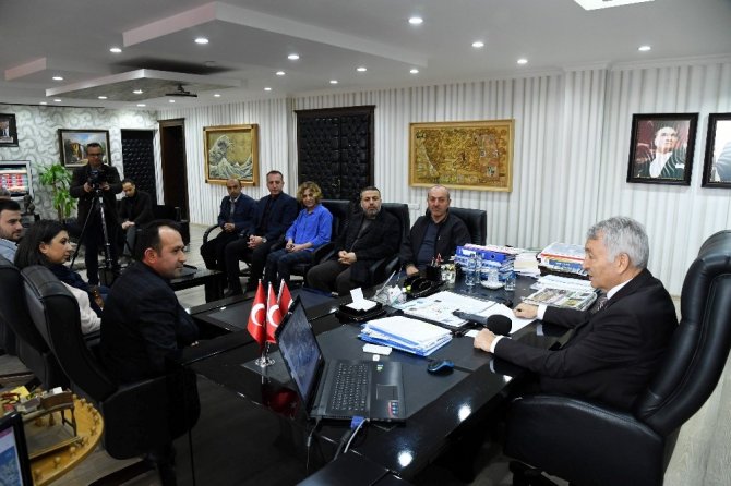 Günaydın: “Isparta Belediyesi’nin çalışmaları Bakanlıklar tarafından örnek alınıyor”