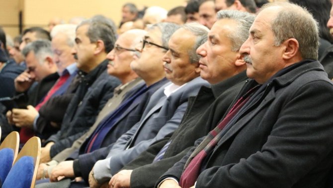 Zonguldak Valisi Erdoğan Bektaş, bağımlılıkla mücadele toplantısında açıklamalarda bulundu