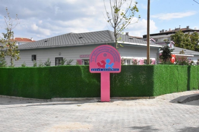 Akademili minikler 4 ayda harikalar oluşturdu