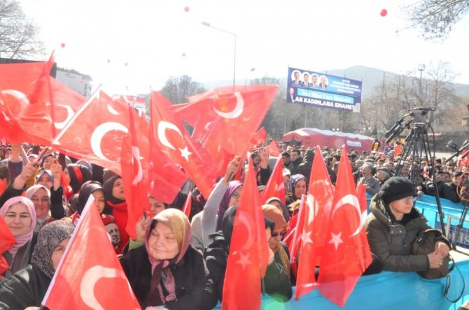 Afyonkarahisar Cumhurbaşkanı Recep Tayyip Erdoğan'ı bekliyor