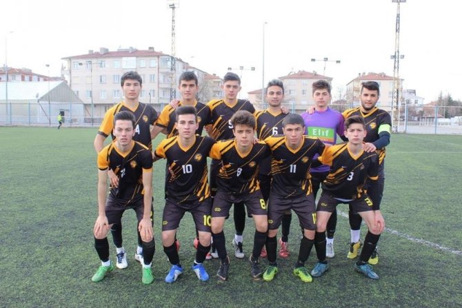 Kocasinan Şimşekspor, rakibi Esen Makina Belsinspor'u 5-1 mağlup etti