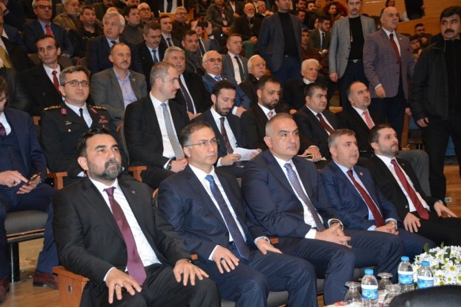 Ersoy: “Türkiye’de kazı çalışmalarının süresini uzatmak için yeni bir proje hazırladık”