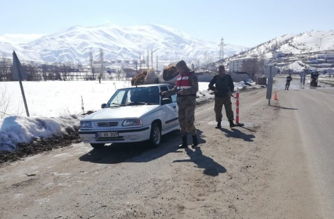 Adıyaman İl Jandarma Komutanlığı ekiplerince güven ve huzur uygulaması