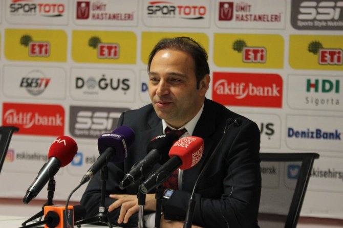 Eskişehirspor evinde 1 puana razı oldu "Pozisyon vermeden 2 puan kaybettik bu üzücü olan"