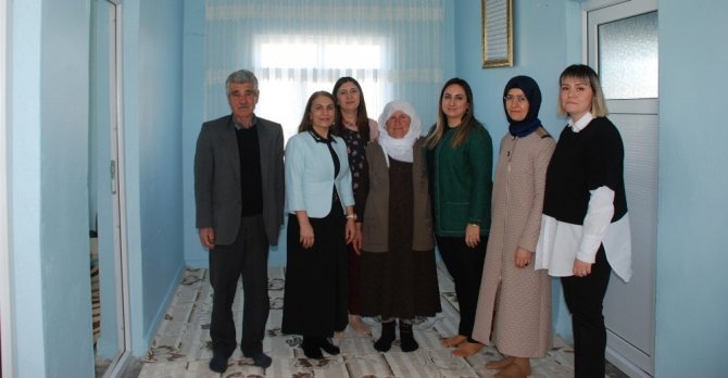 Adıyaman Valisi Pekmez’in eşi Yeşim Pekmez şehit aileleri ile bir araya geldi