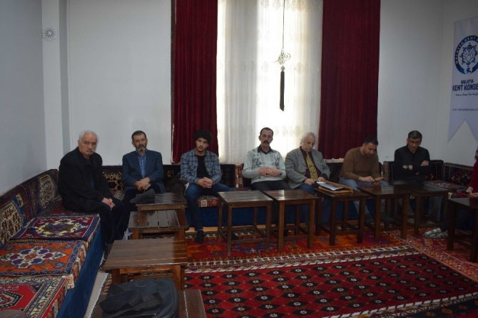 Malatya'da “Bir Şair Bir Yazar Buluşması” devam ediyor