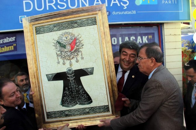 Büyükşehir Belediye Başkan Adayı Ataş: "Kimseyi ayırt etmeden hizmet edeceğim"