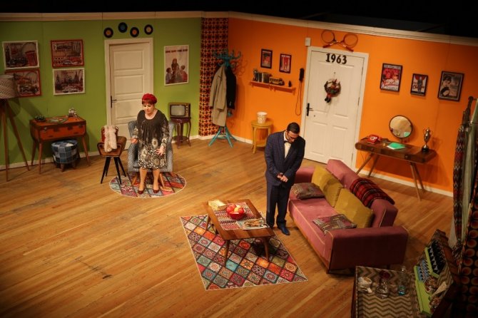 Büyükşehir Belediyesi, 7'den 70'e her kesime hitap eden kültür sanat etkinliklerine devam ediyor.