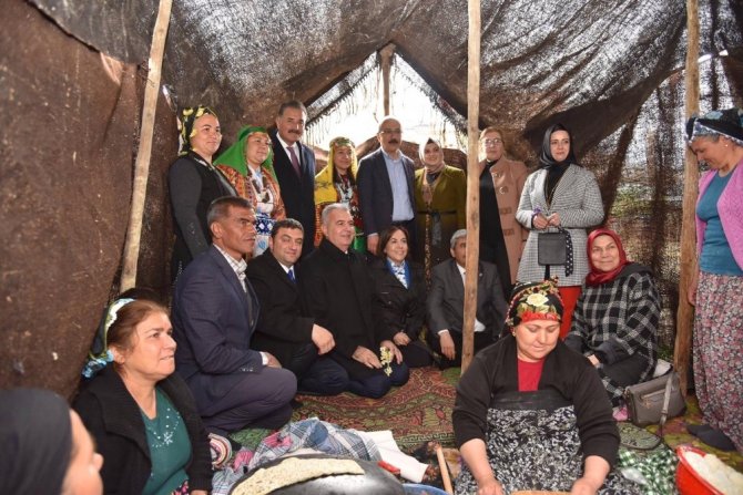 Elvan: "Kandil ile uzantısı olan partiyle iş birliği yapıp, Cumhur İttifakına karşı yola çıktılar"