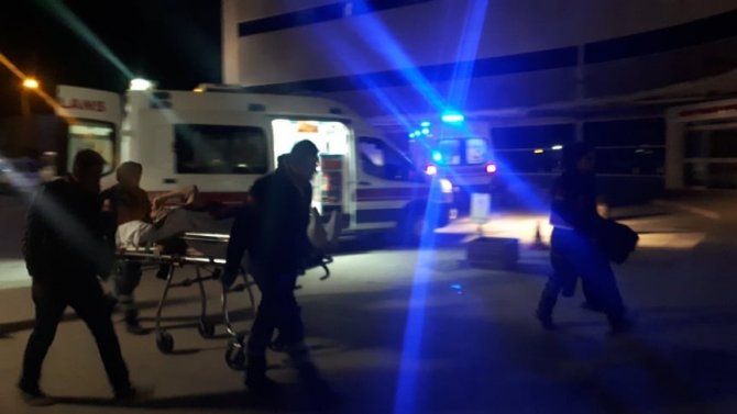 Kütahya'nın Emet ilçesinde trafik kazası: 3 yaralı