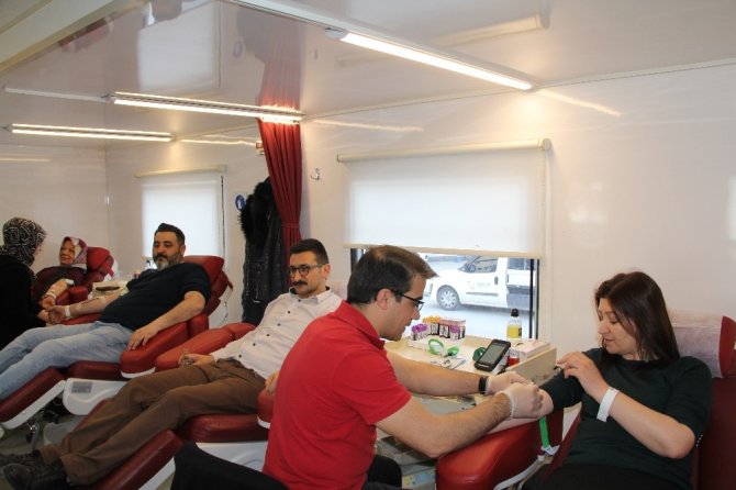 Çorum Adliye personeli kan bağışında bulundu