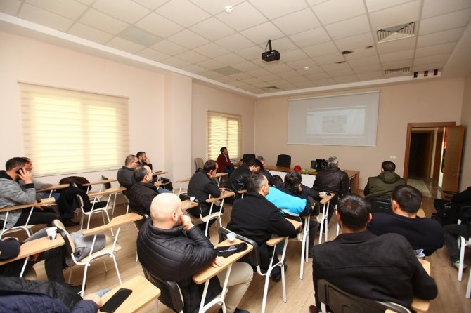 Sakarya Büyükşehir Belediyesi tarafından başlatılan "İş Sağlığı ve Güvenliği" eğitimleri devam ediyor