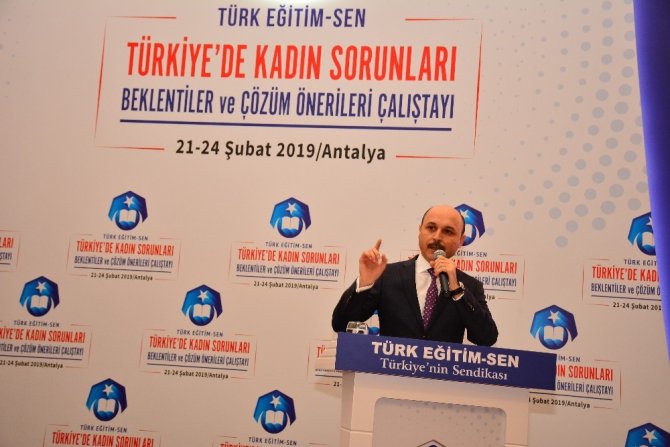 Talip Geylan: "Türkiye Kamu-Sen’i engellemek hiç kimsenin haddi değil"
