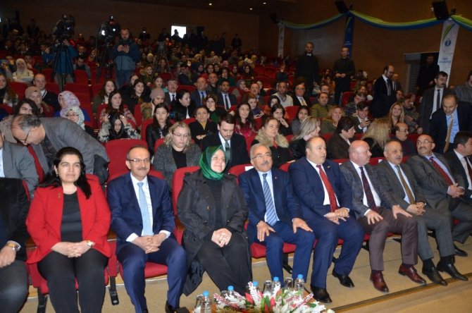 Bakan Selçuk: “Son 10 yılda gençlerin istihdam artışında OECD ülkeleri arasında birinci sırada yer almaktayız”