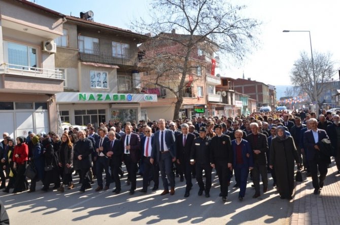 Bursa'nın İznik ilçesinin Osmanlı Devleti tarafından fethinin 688. yıl dönümü coşkuyla kutlandı. *