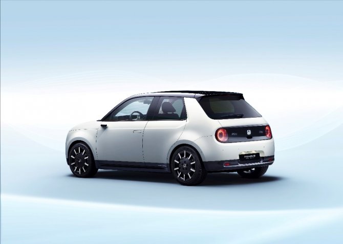 Honda’nın yeni model elektrikli aracı ’Honda e Prototype’ Cenevre Otomobil Fuarı’nda tanıtılacak