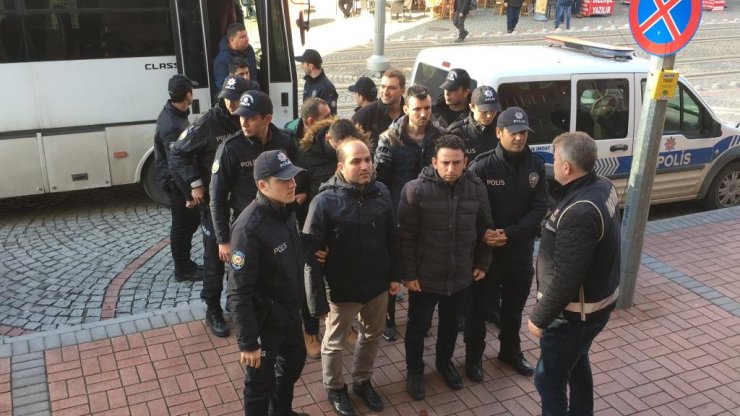 Kocaeli merkezli FETÖ/PDY operasyonu "11 şüpheliden 3'ü tutuklandı"