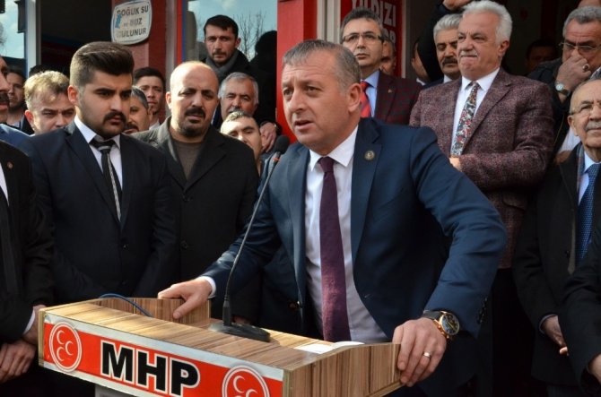 MHP İl Başkanı Aydın: “Devletin getirdiği hizmeti kendileri yapmış gibi satmaya çalışıyorlar”