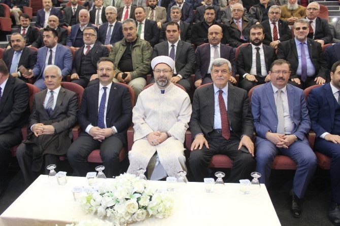 Prof. Dr. Ali Erbaş, "En çok istismar edilen unsurlardan birisi dindir"