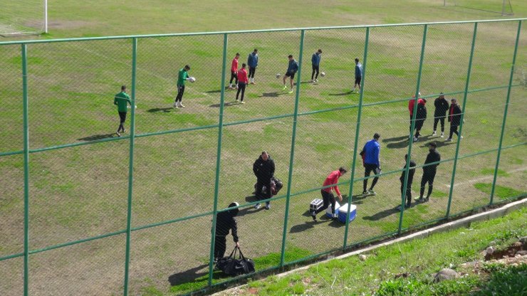Şanlıurfaspor’a haciz şoku "kulübün tesislerine polis nezaretinde icra memurları geldi"