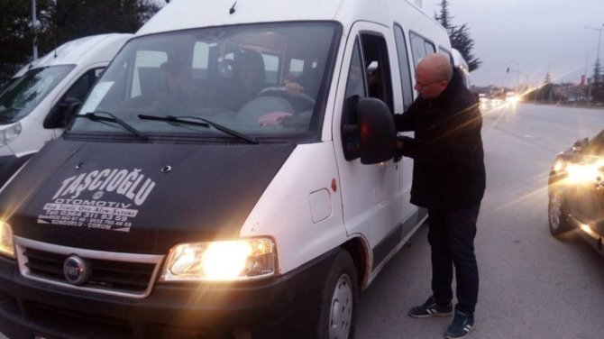 Sungurlu İlçe Milli Eğitim Müdürlüğü tarafından öğrenci servisleri denetlendi