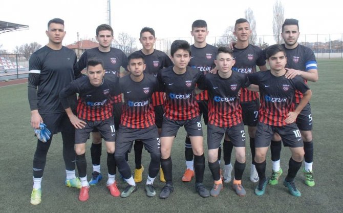 Talasgücü Belediyespor, son haftaların formsuz ekibi Gençlerbirliği'ni 3-0 yendi