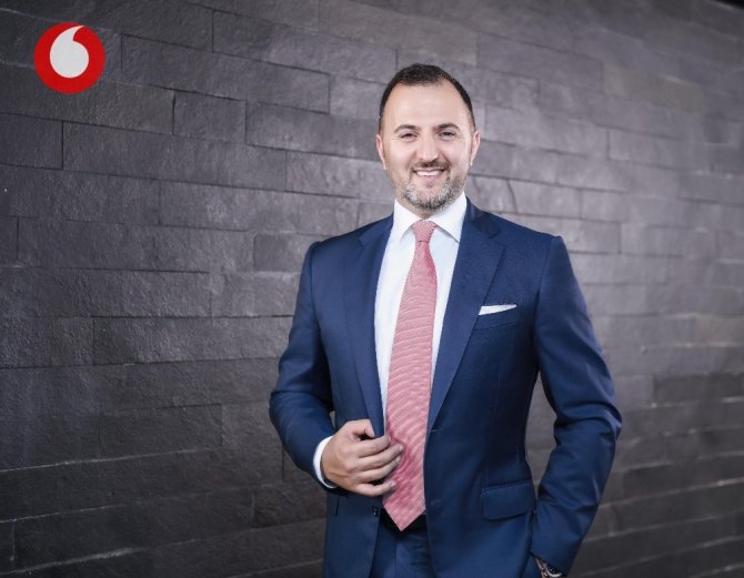 Vodafone tüm dünyada ekonomik gelişimi olumsuz etkileyen aile içi şiddete karşı harekete geçti