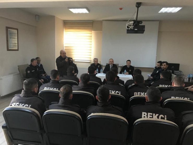BALIKESİR'in Burhaniye ilçesinde 24 gece bekçisi göreve başladı