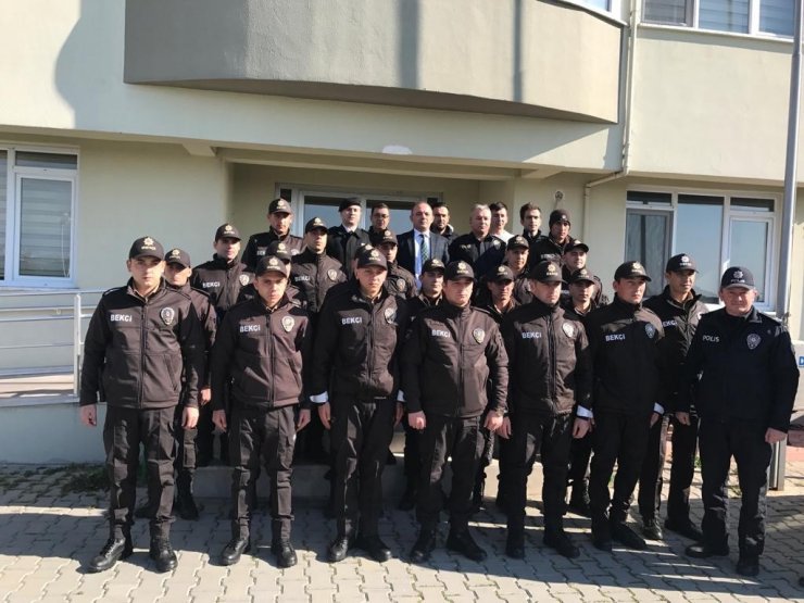 BALIKESİR'in Burhaniye ilçesinde 24 gece bekçisi göreve başladı