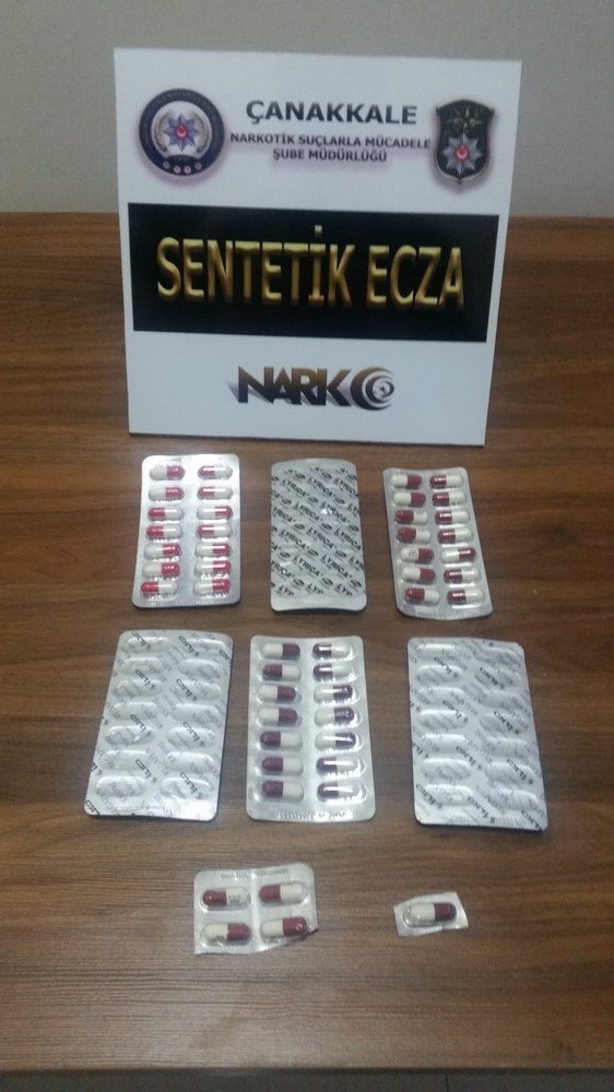 Çanakkale'de yapılan uyuşturucu operasyonda yakalanan bir kişi tutuklandı.