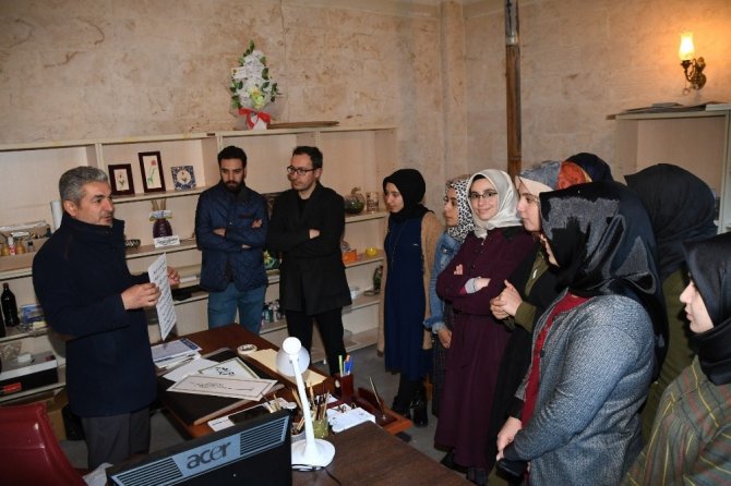 Mehmet Akif Ersoy Kız Anadolu İmam Hatip Lisesi Öğrencileri Adıyaman Üniversitesini gezdi