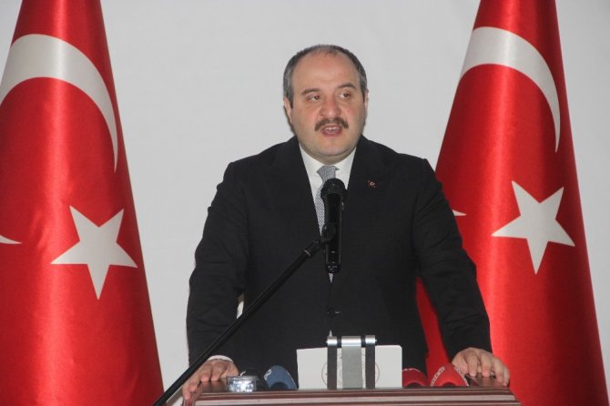 Varank: “Akıllı dijital teknolojileri geliştiren KOBİ‘lere, uygulama ve ticarileşme desteği vereceğiz“