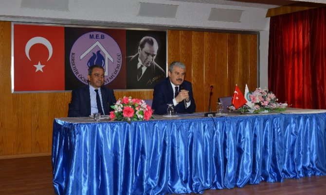 Akın: "Devletimiz çocuklarımızı bağımlılıktan uzak tutmak için yapılan çalışmalara önem veriyor"