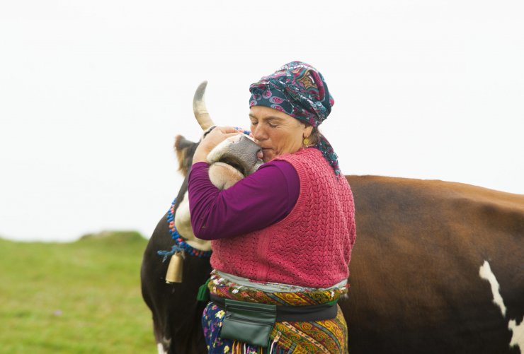 Karadenizli kadınlar, her mevsim çalışkan ve güçlü