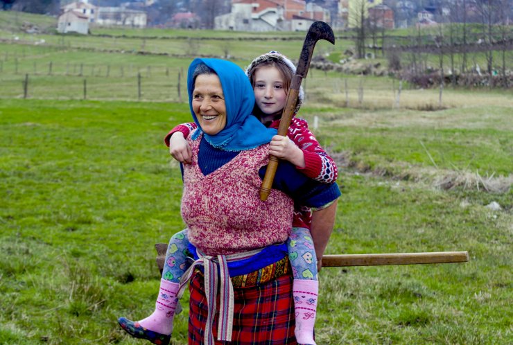 Karadenizli kadınlar, her mevsim çalışkan ve güçlü