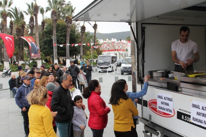 İsmail Altındağ anısına lokma dağıtıldı