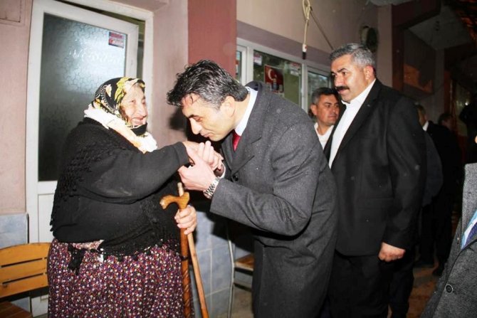 Başkan Selçuk’tan Akşener’e gönderme:"Hizmete en yakın kişiyi seçin demiş, bizi tarif etmiş"