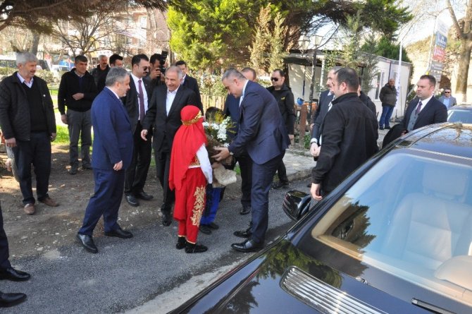 Kültür ve Turizm Bakanı Ersoy: "İznik’in dünya kalıcı miras listesine girmesi için ne gerekiyorsa yapacağız"