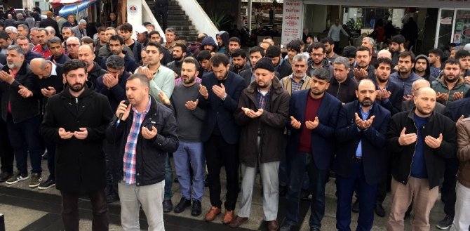 Yeni Zelanda’daki katliamda hayatını kaybedenler için Mersin’de gıyabi cenaze namazı kılındı