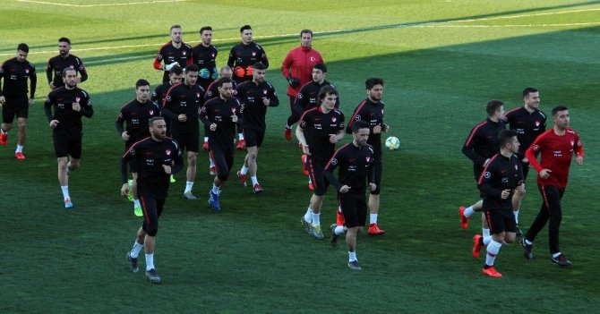 Arnavutluk ve Moldova ile karşılaşacak olan A Milli Futbol Takım, hazırlıklarını sürdürüyor