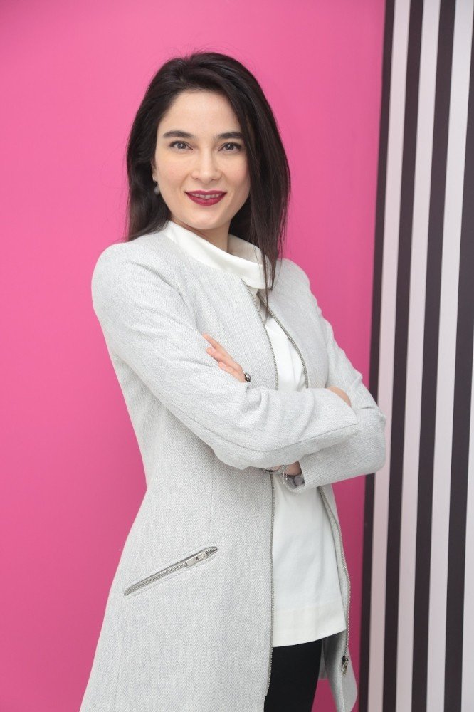 Op.Dr. Dürdane Keskin, estetik cerrahi ile ilgili bilinen yanlışlar hakkında bilgi verdi.