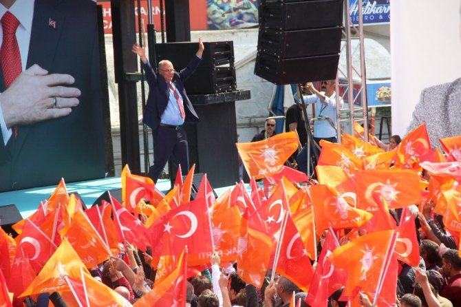 İç işleri Bakanı Süleyman Soylu; “Bodrum’un ve Belediye Başkan adayımız Tahir Ateş’in emrindeyim”