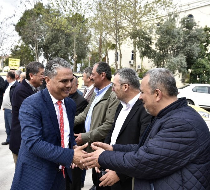 Uysal: Taksilerin işgaliye ücretinin kaldırılmasına yönelik teklif Belediye Meclisine sevk edildi "