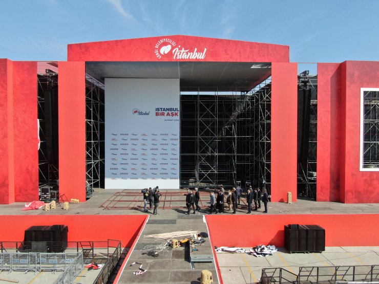 Cumhur İttifakı'nın Yenikapı'da yapacağı miting alanında hazırlıklar sürüyor