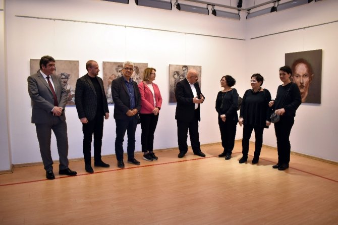 İzmirli Ressam Sema Barlas, Sanko Sanat Galerisinde "Suretler" temalı 16. kişisel resim sergisini açtı