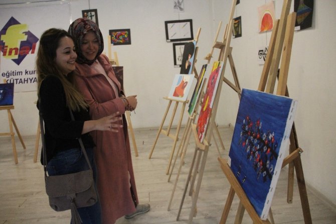 Kütahya Final Akademi Ortaokul ve Anadolu Lisesi Öğrencilerden resim sergisi