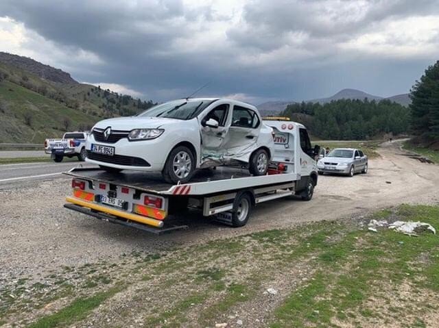 Siirt'in Baykan ilçesinde meydana gelen trafik kazasında 5 kişi yaralandı.