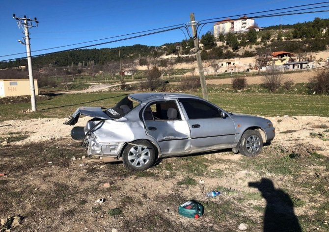 Denizli’de 2 otomobilin çarpışması sonucu trafik kazası: 1 ölü, 1 yaralı