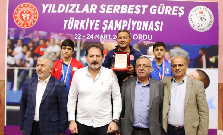 Ordu'da düzenlenen Türkiye Yıldızlar Serbest Güreş Şampiyonası sona erdi