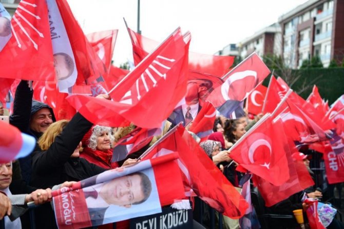 “Bizim bir gözbebeğimiz var o da Ekrem İmamoğlu, gidin ona oy verin”